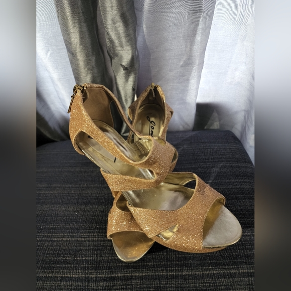 NWOT Women's size 8 Gomax champagne glitter formal strappy high heel sandals - Picture 8 of 9